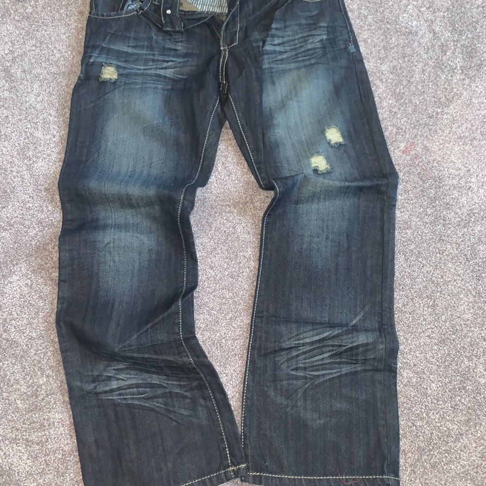 Jeans - Picture 3 of 3